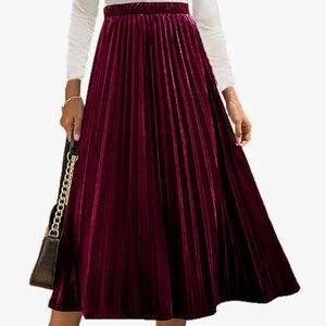 Burgundy, velvet midi skirt, size m.